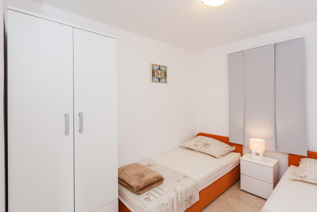 Apartments Viljac تروغير الغرفة الصورة